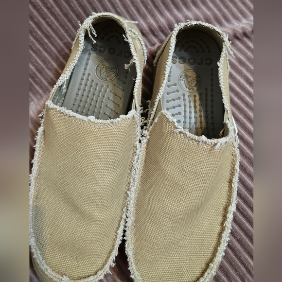 Crocs Santa Cruz Beige Tan Loafers Men's Size 7 Slip On Shoes Canvas Khaki - Picture 2 of 4